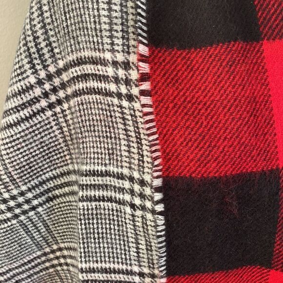 New Modena Plaid Fringe Red Gray Blanket Scarf - Picture 3 of 5